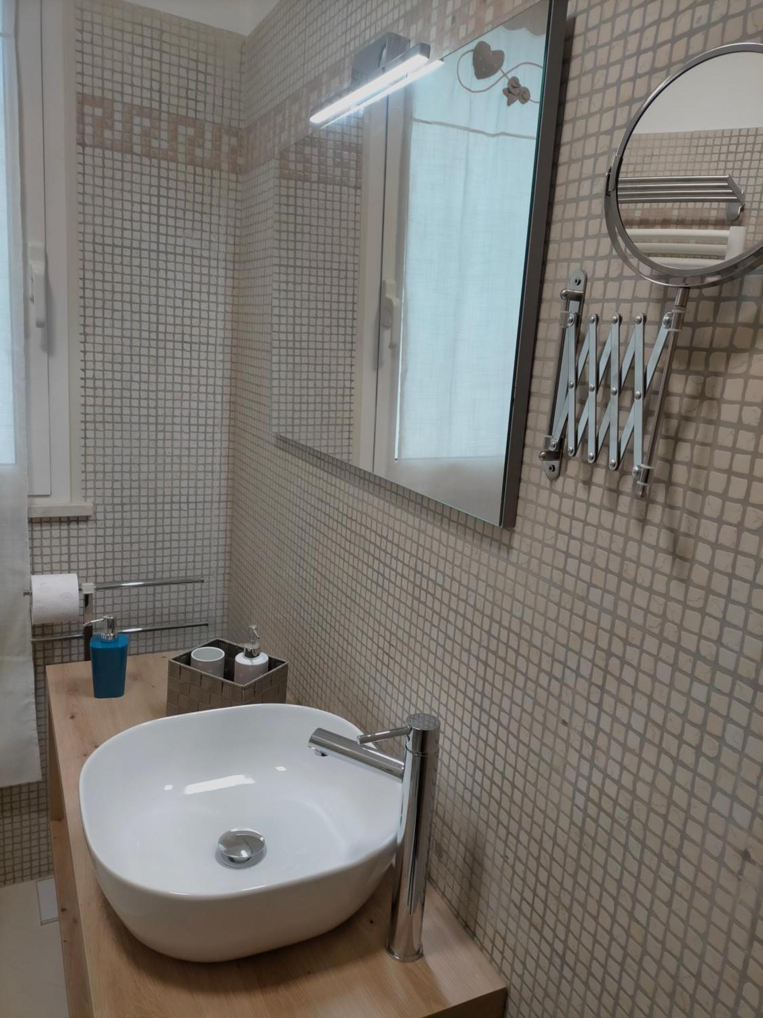 Incantevole A Due Passi Dal Mare A Viserbella Vicino Fiera Apartamento